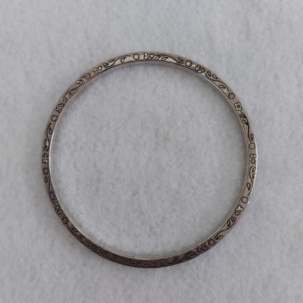 Unique bangle bracelet - Picture 2 of 4